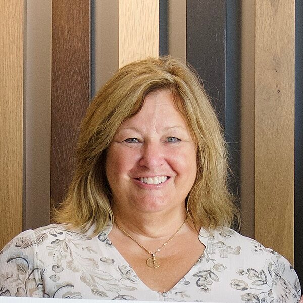 Lisa Thompson